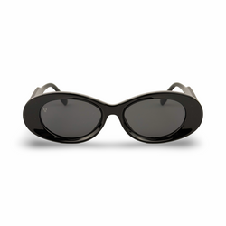 RILEY// BLACK