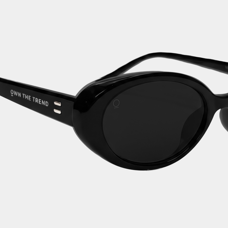 DONATELLA // BLACK