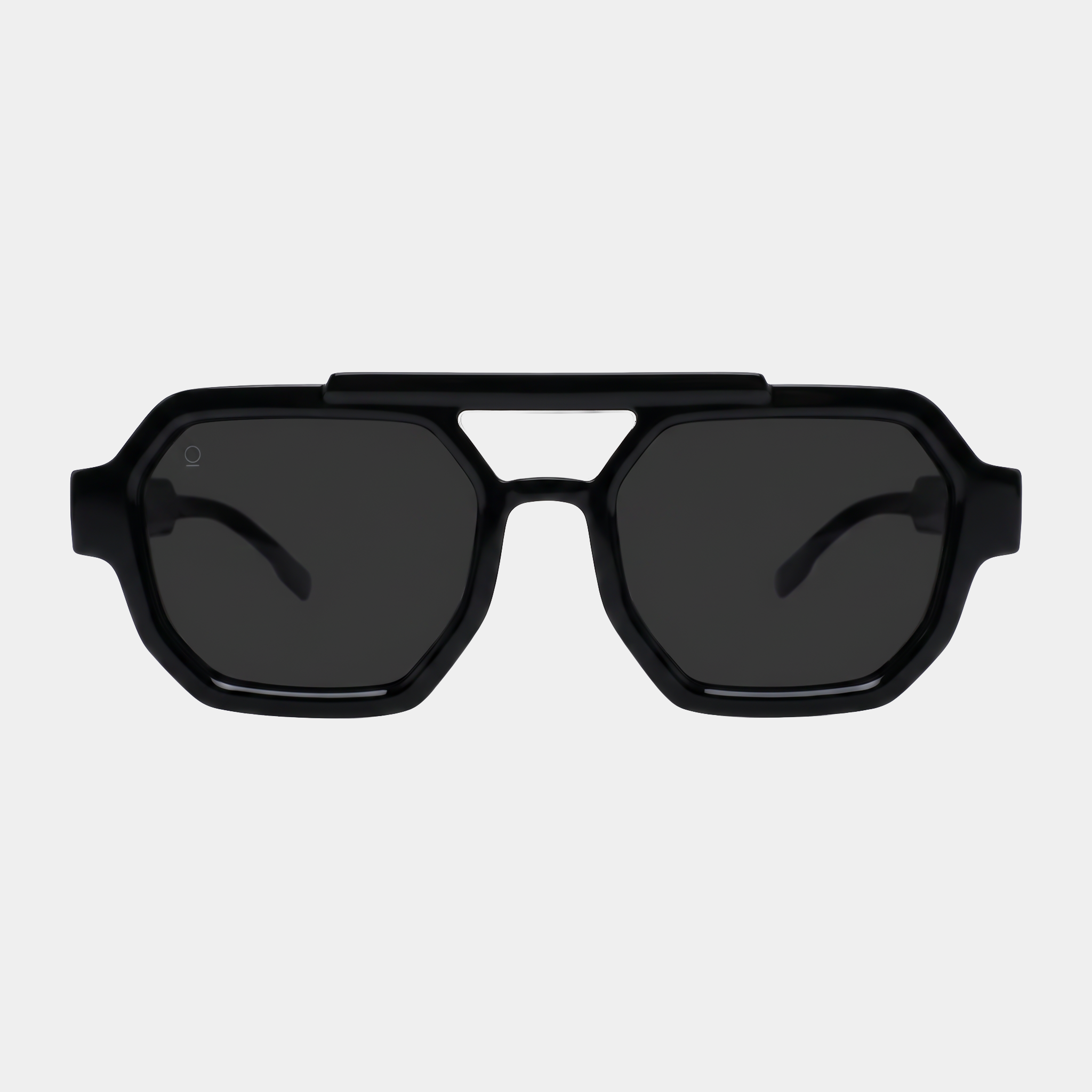 KARL // BLACK