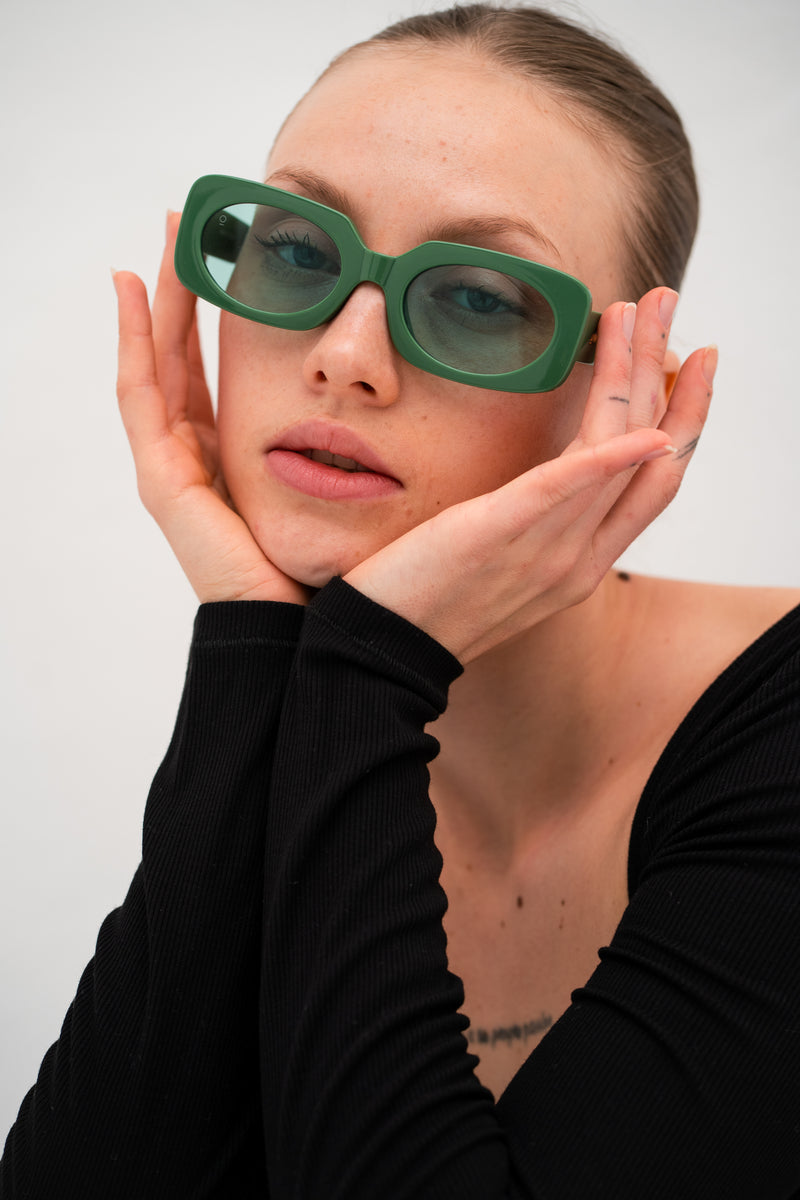 JULIA // GREEN