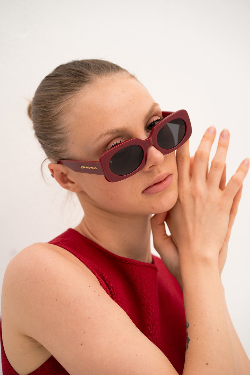 JULIA // RED
